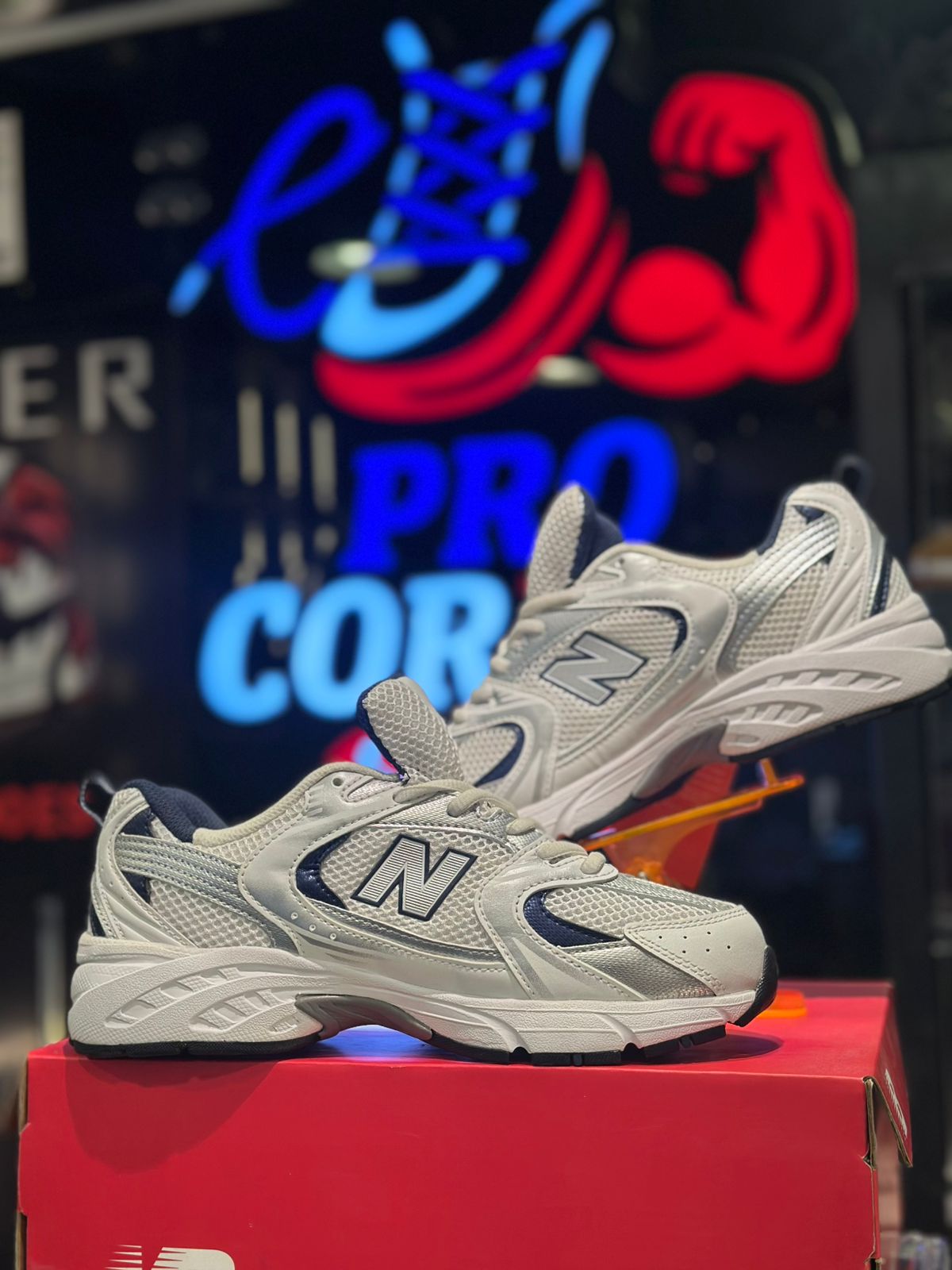 530 White Sliver 3